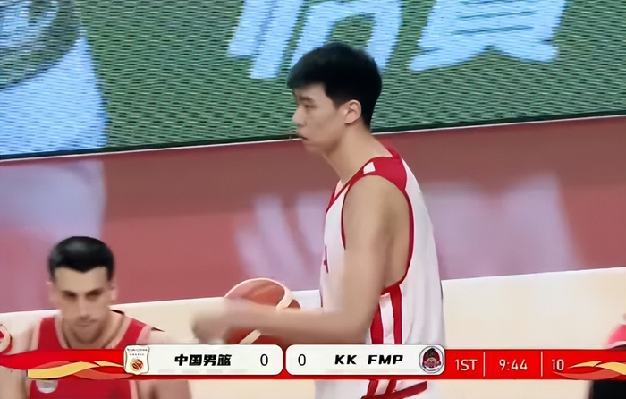爱游戏体育官方入口-男篮首节被FMP俱乐部碾压！焦泊乔+2首发齐发挥，防守成麻烦！|王俊杰|中国男篮|廖三宁|庞峥麟|崔永熙_新浪体育_新浪新闻